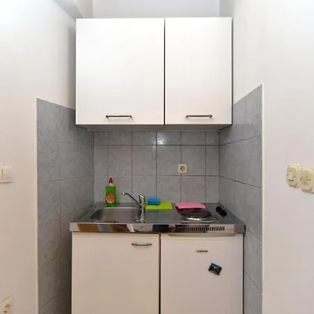 Apartament Maro *