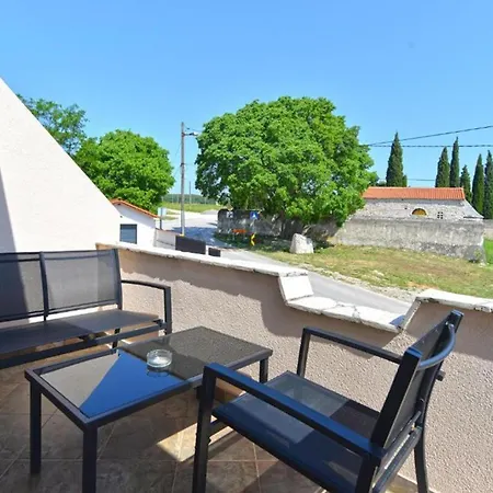 Maro Apartament *